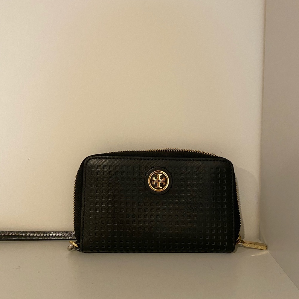 Black Tory Burch wristlet